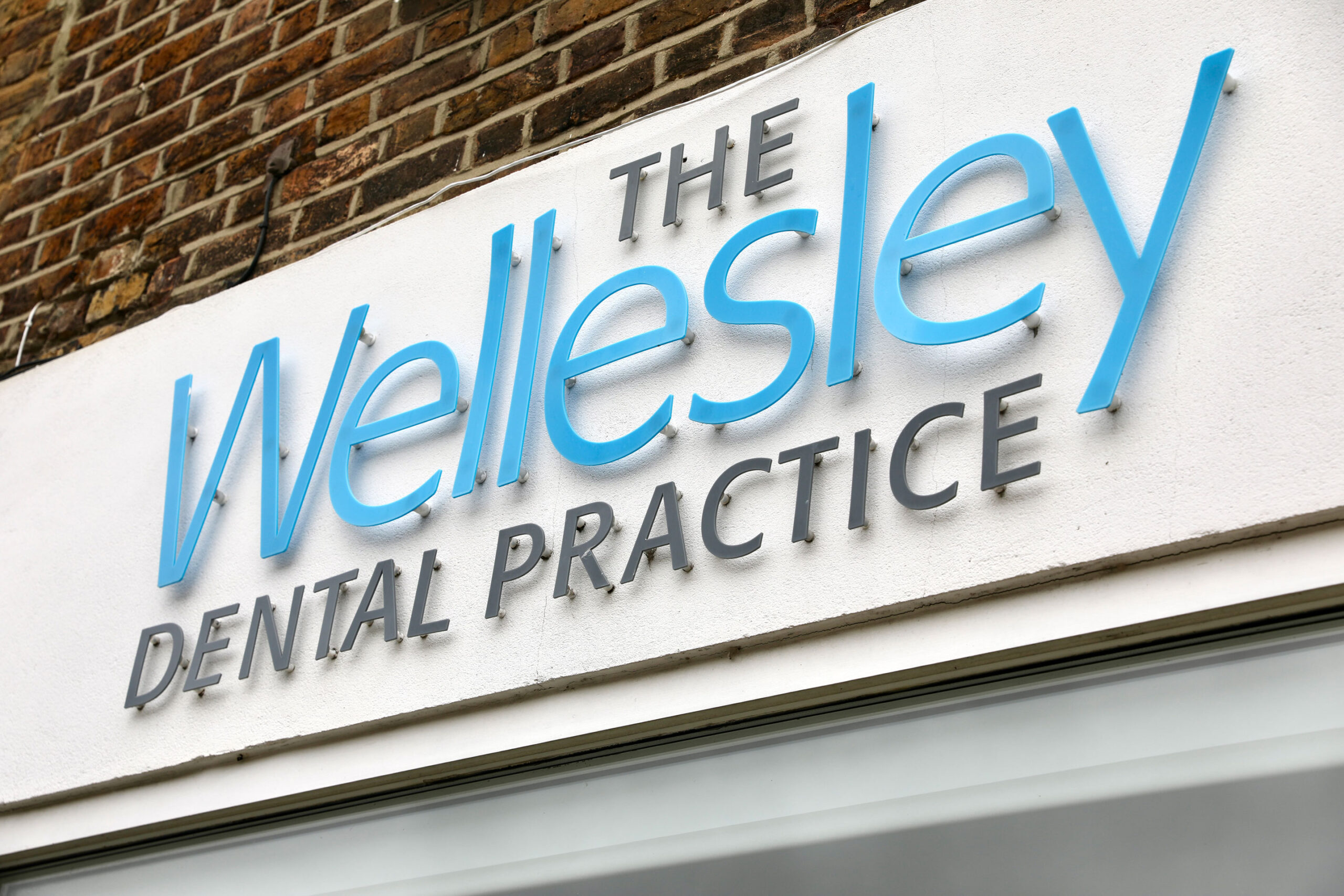 The Wellesley sign The Wellesley sign