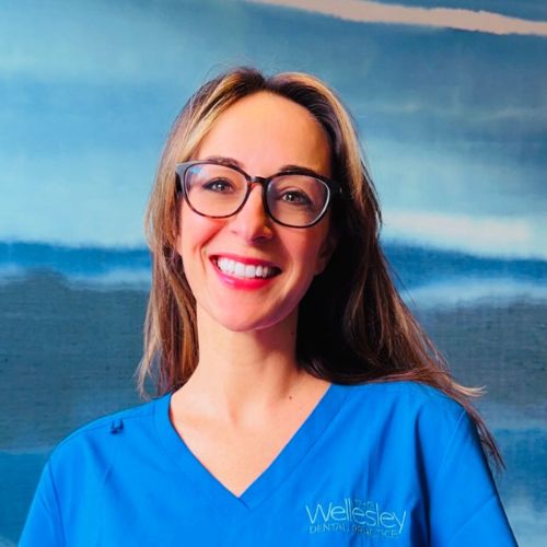 Dr Lara Saour, Dentist