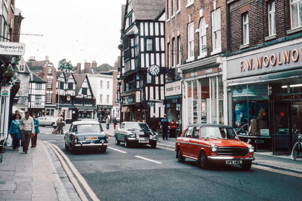 A vintage photo of some cars outside Woolworths in the 1970s
